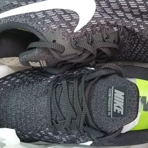 New nike shoes